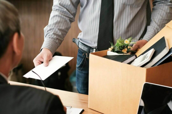 Perdita del lavoro, della carriera o della stabilità economica